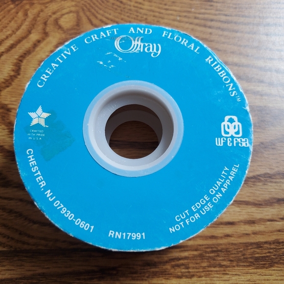 1970s Ribbons - Picture 3 of 3